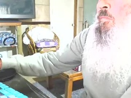 Screen Grab from handschat