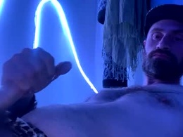 Screen Grab from handyman808555