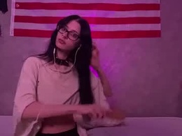 Screen Grab from hanna3mominty