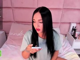 Screen Grab from hanna_taylorr