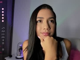 Screen Grab from hannahgreenn