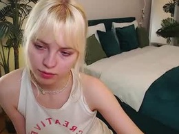 Screen Grab from hannahholliss