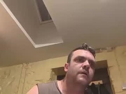 Screen Grab from happylarlcamper