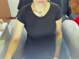 Screen Grab from harly_queen77