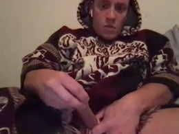 Screen Grab from heilcoptercock92