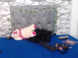 Screen Grab from hela_wet