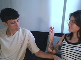 Screen Grab from hisandherlive