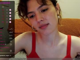 Screen Grab from hivivi