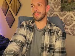 Screen Grab from holesuckr_again