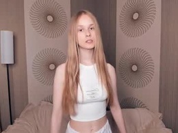 Screen Grab from holleymoon