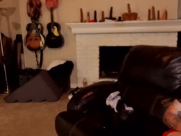 Screen Grab from hollymaxxx