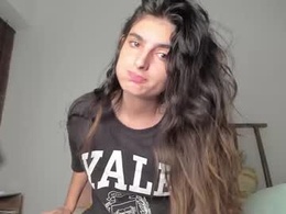 Screen Grab from hollyshit_