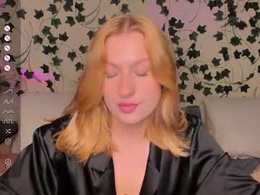 Screen Grab from hollyyleee