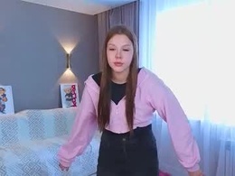 Screen Grab from honey_alinne