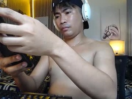 Screen Grab from hot_khevin
