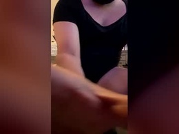 Screen Grab from hotdee44