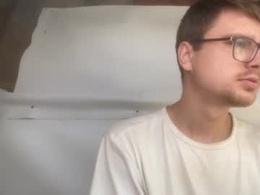 Screen Grab from hotgentleman_3003