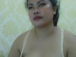 Screen Grab from hotnathaly92