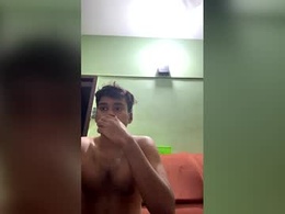 Screen Grab from hottamilguy01