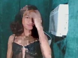 Screen Grab from hottiest_luna