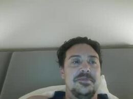 Screen Grab from hottrannyboi