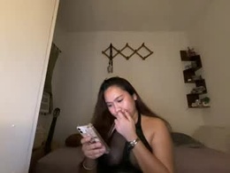 Screen Grab from hottybiggyboobs