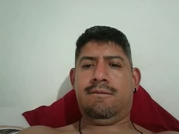 Screen Grab from huevoloco2612