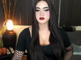 Screen Grab from hugexmslovelyxcock