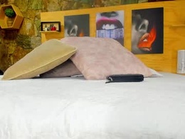 Screen Grab from i_am_dolls