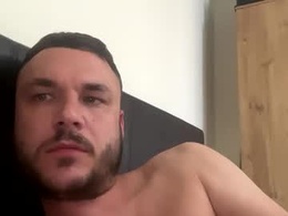 Screen Grab from igotthehorn21