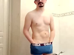 Screen Grab from ilovecuteguy79