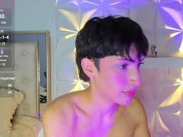 Screen Grab from im_crisvega88
