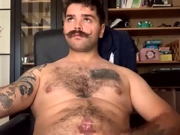 Screen Grab from imnothuman22