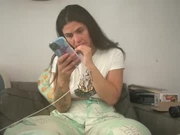 Screen Grab from inbedwithlexi