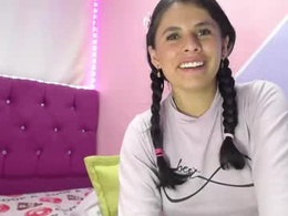 Screen Grab from isabella_nice_