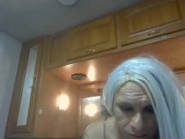 Screen Grab from isabellaaskye25