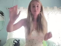 Screen Grab from isabellesings