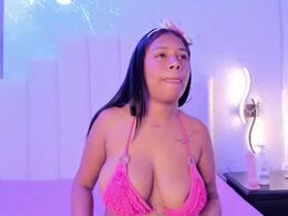 Screen Grab from isauramontiel