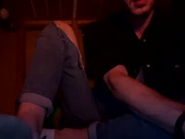 Screen Grab from ischoj