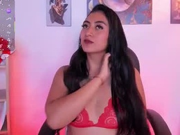 Screen Grab from ivonny_queen_