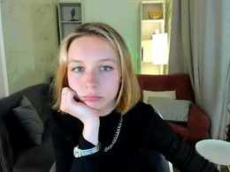 Screen Grab from ivy_blare
