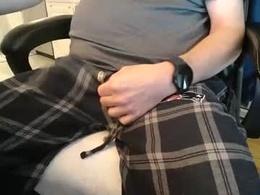 Screen Grab from iwanttolicku40