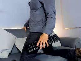 Screen Grab from jaackdick_