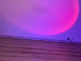 Screen Grab from jadebabybloom