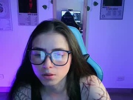 Screen Grab from jademonet_