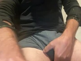 Screen Grab from jamjonz08