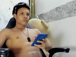 Screen Grab from janner_cum23