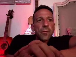 Screen Grab from jay_cruise_1
