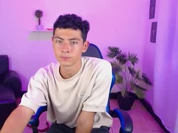 Screen Grab from jaycum18