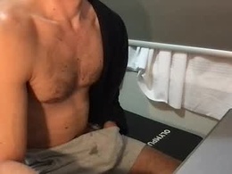 Screen Grab from jayyyxxxxxx_____